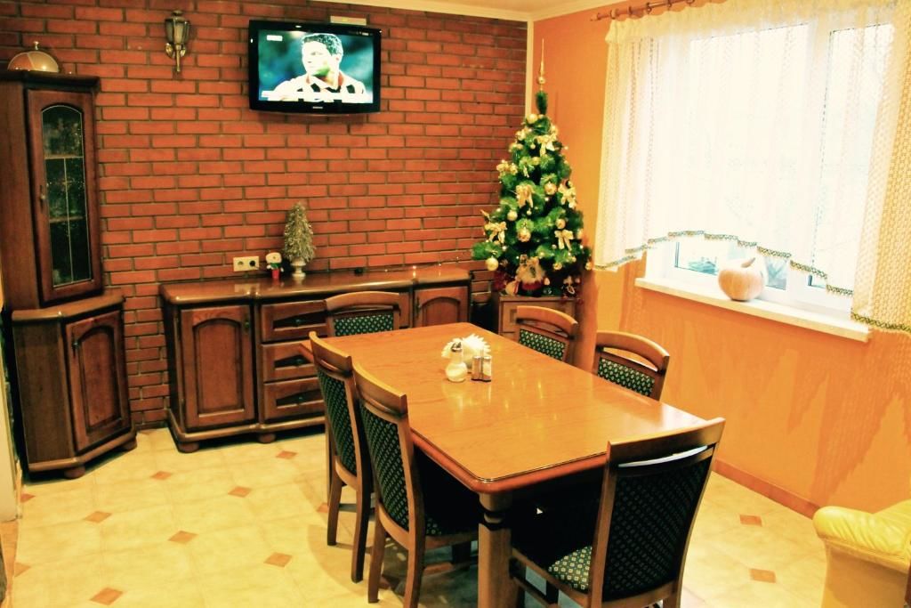 Отель Гусарский отель и Апартаменты Киев-55